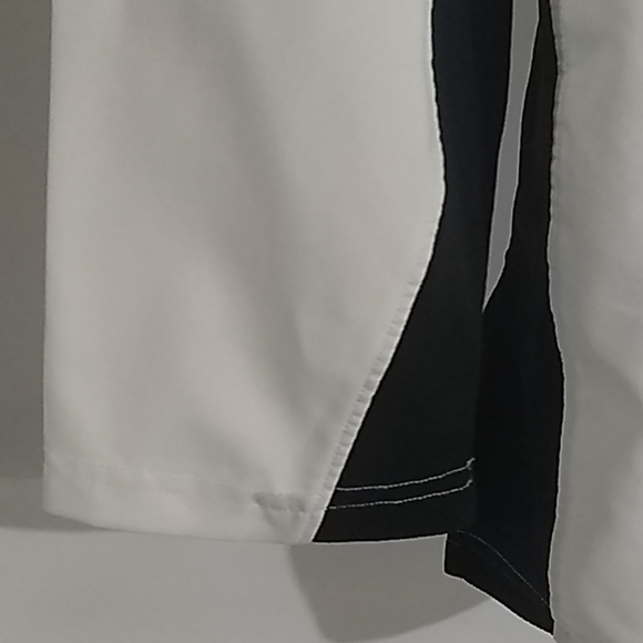 Under Armour Men's 1/4 Button Long Sleeve - Picture 6 of 6